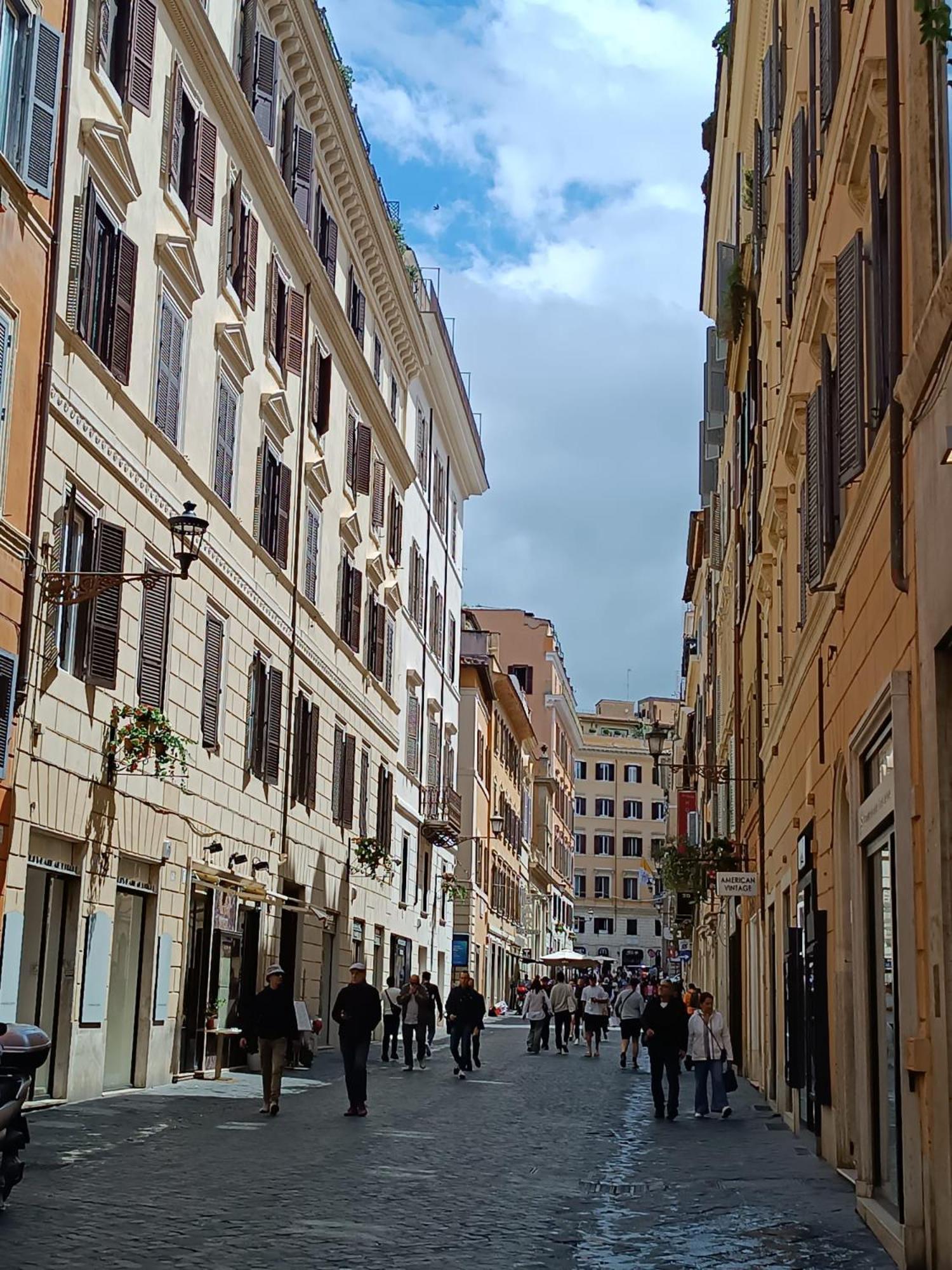 Elegant Rooms Roma - Guest House Bagian luar foto