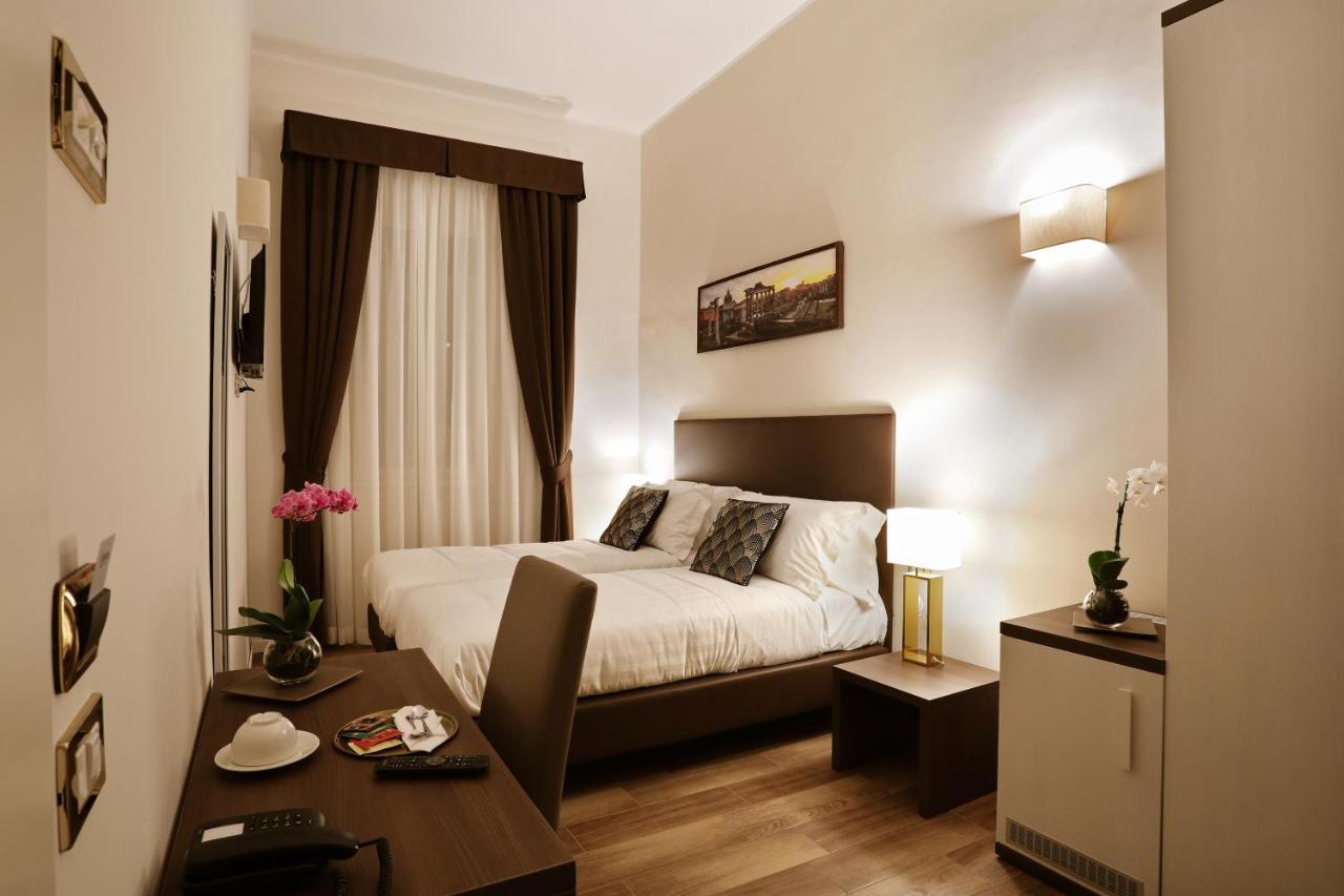 Elegant Rooms Roma - Guest House Bagian luar foto